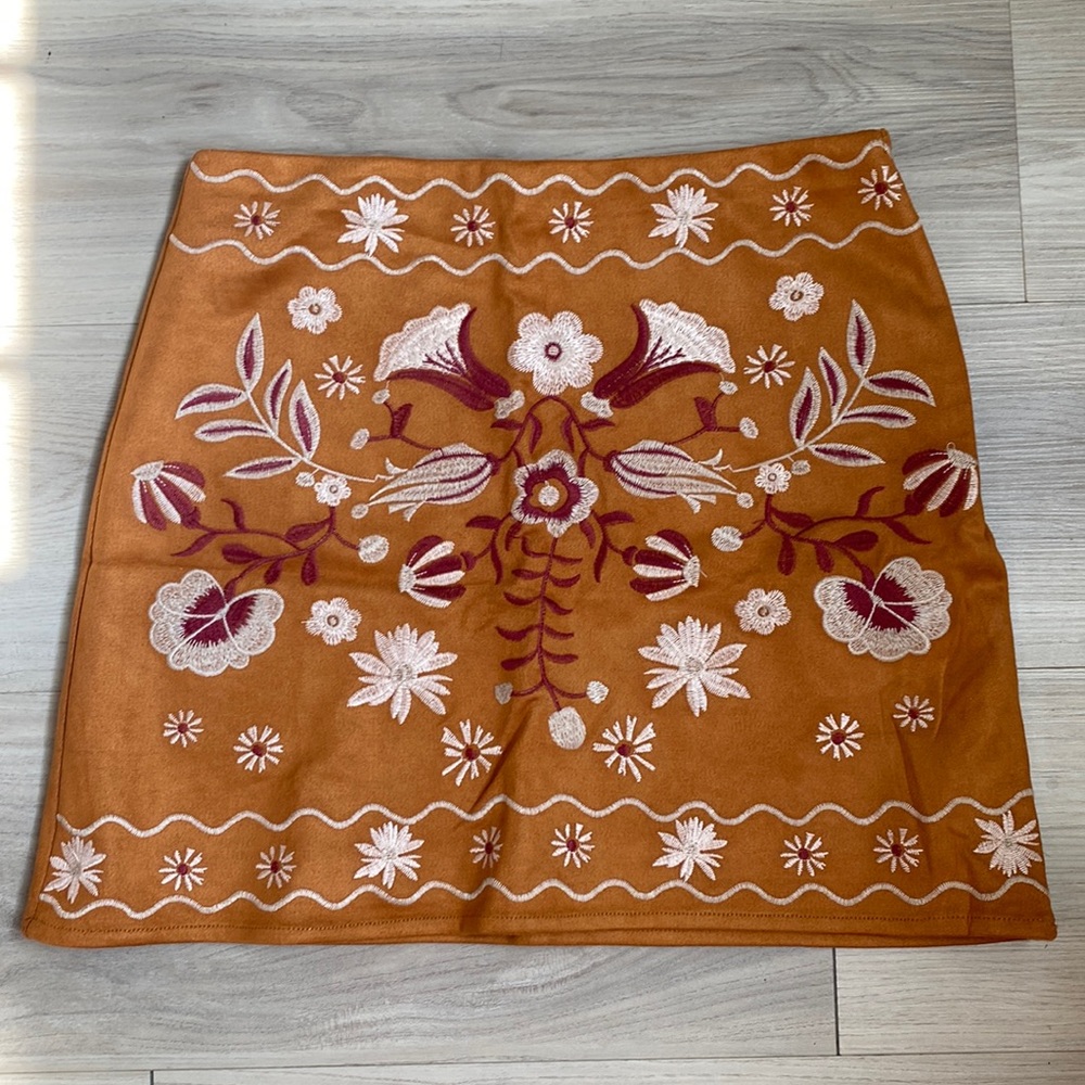 NWOT Francescas Collection Floral Mini Skirt